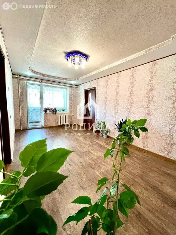 3-комнатная квартира: Комсомольск-на-Амуре, Вокзальная улица, 76 (52.7 ... - Фото 1