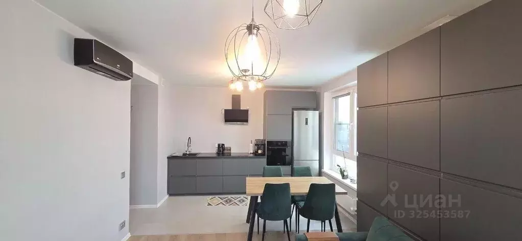 3-к кв. Москва Лобненская ул., 13к1 (60.2 м) - Фото 0