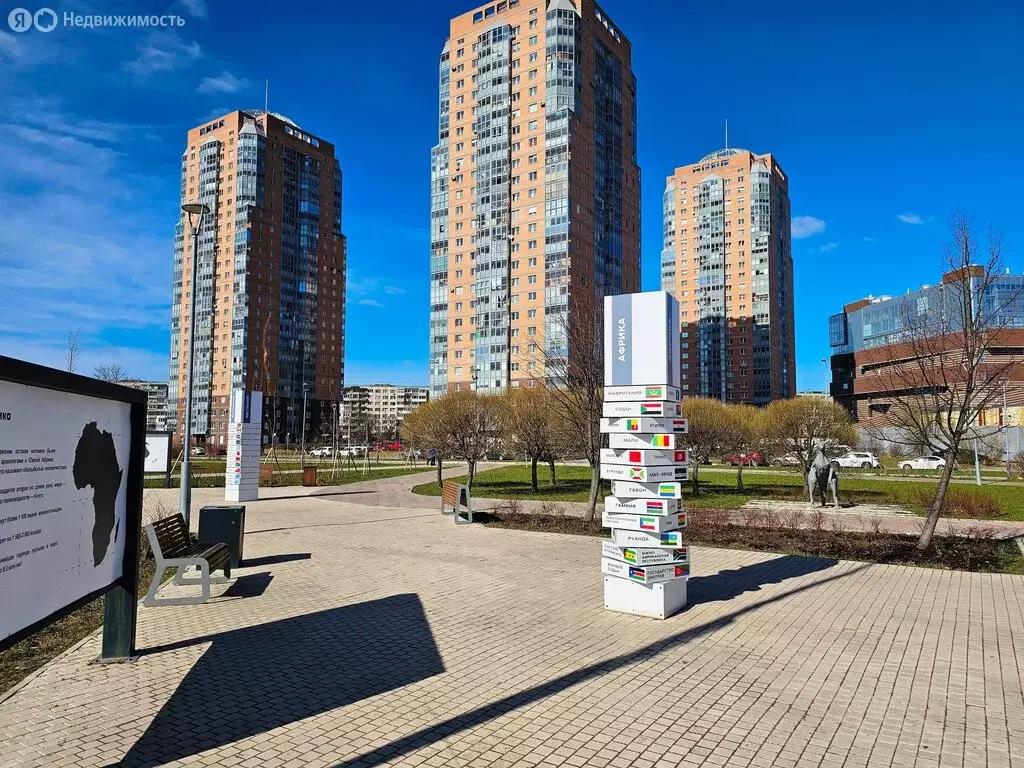 3-комнатная квартира: Санкт-Петербург, улица Белы Куна, 1к2 (80 м) - Фото 1