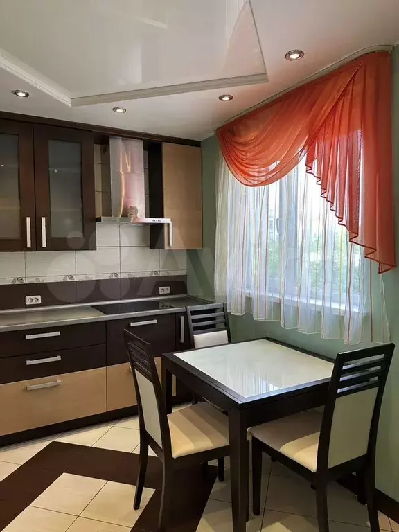 3-к. квартира, 70 м, 3/9 эт. - Фото 0