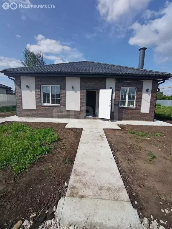 Дом в село Русская Борковка, улица Ворошилова (107 м) - Фото 0