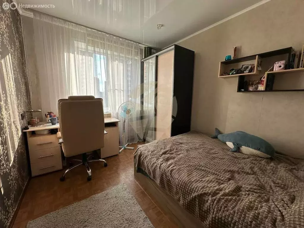 3-комнатная квартира: Старый Оскол, микрорайон Восточный, 10 (64 м) - Фото 0