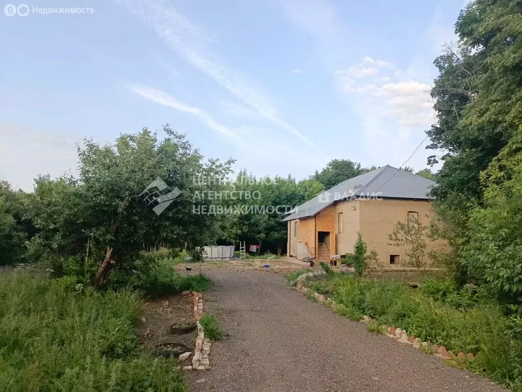 Дом в Рязанская область, Захаровский муниципальный округ, село Байдики ... - Фото 1