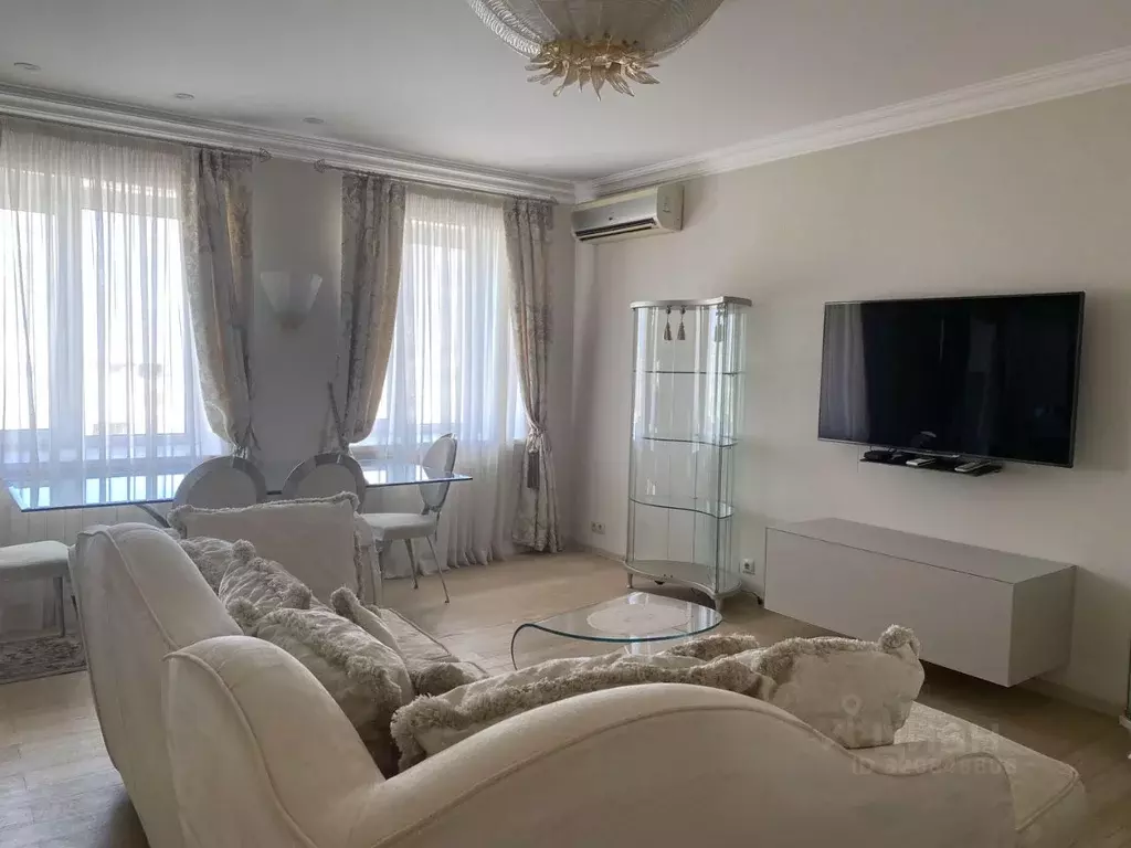 3-к кв. Омская область, Омск ул. 70 лет Октября, 15 (106.0 м) - Фото 2