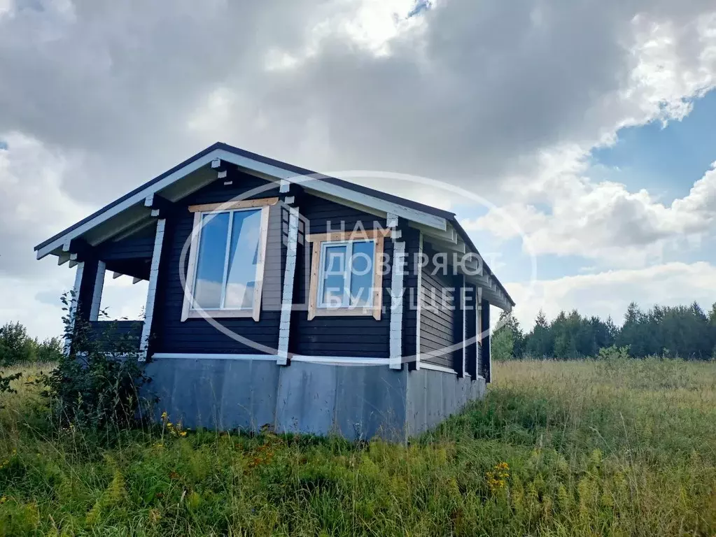 Дом в Пермский край, Нытвенский городской округ, д. Конино ул. ... - Фото 0