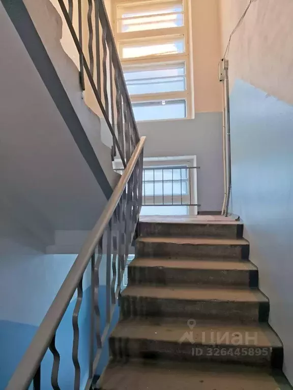 2-к кв. Мурманская область, Оленегорск ул. Бардина, 45 (45.0 м) - Фото 1