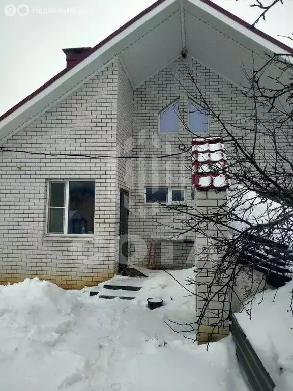 Дом в село Ливенка, улица А. Щукина, 3 (150 м) - Фото 1