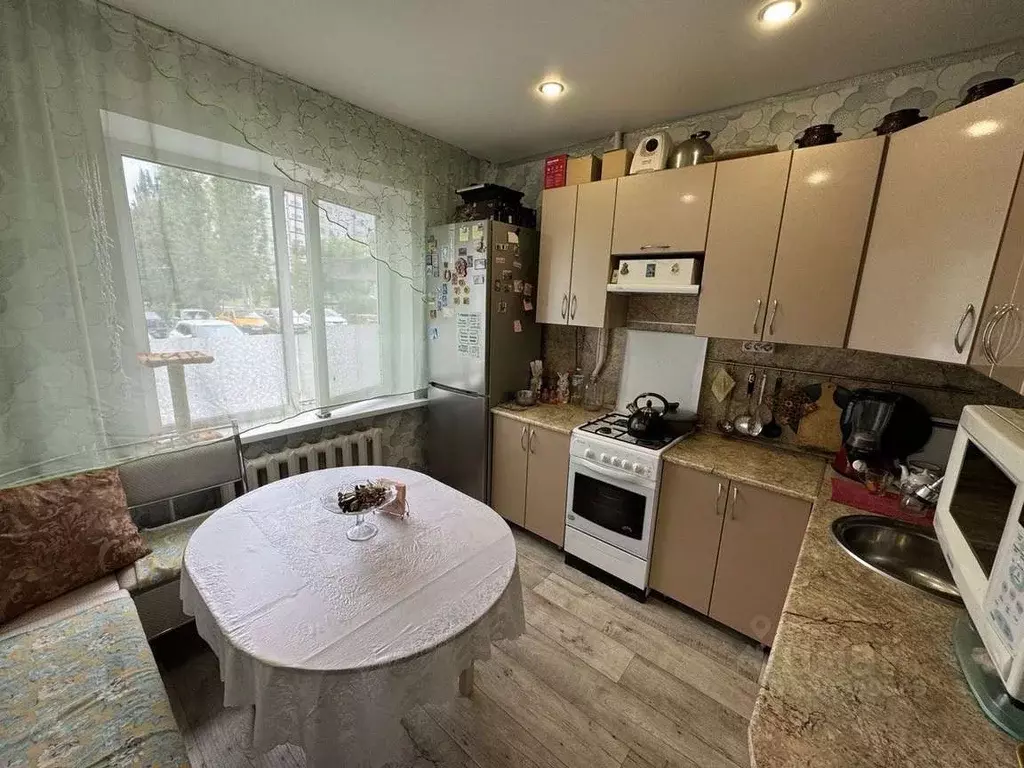 3-к кв. Саратовская область, Балаково ул. Свердлова, 31 (62.7 м) - Фото 1