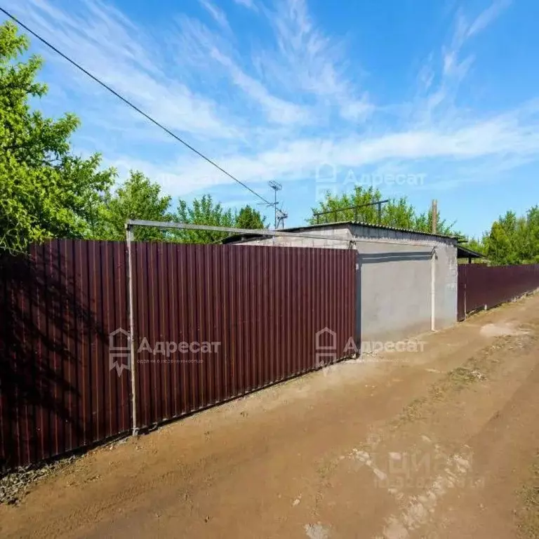 Дом в Волгоградская область, Волжский Новые сады СНТ, проезд 15-й (20 ... - Фото 1