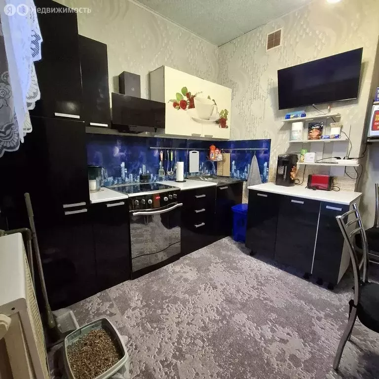 3-комнатная квартира: Нерюнгри, проспект Мира, 17 (84.5 м) - Фото 1