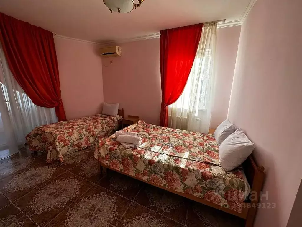 Комната Краснодарский край, Сочи Адлер жилрайон, ул. Крупской, 31А - Фото 1