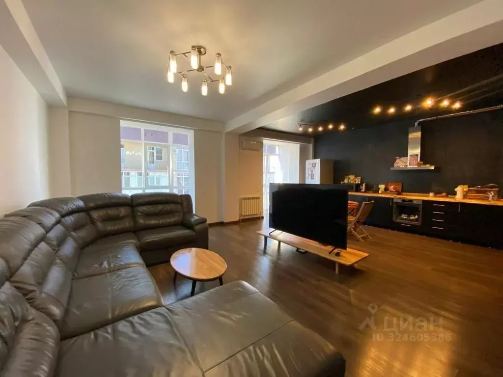 3-к кв. Ставропольский край, Ессентуки Октябрьская ул., 337/1 (119.0 ... - Фото 0