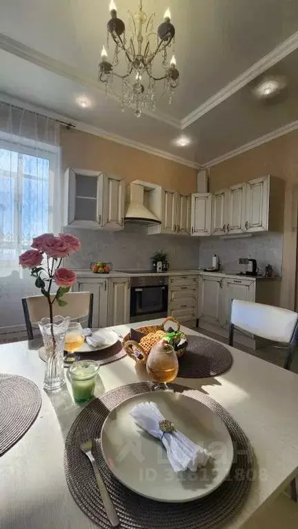 3-к кв. Татарстан, Казань ул. Павлюхина, 110В (94.0 м) - Фото 0