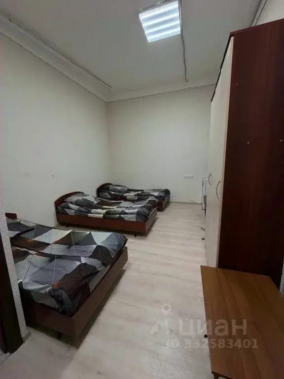 Комната Брянская область, Брянск Набережная ул., 10 (10.0 м) - Фото 1