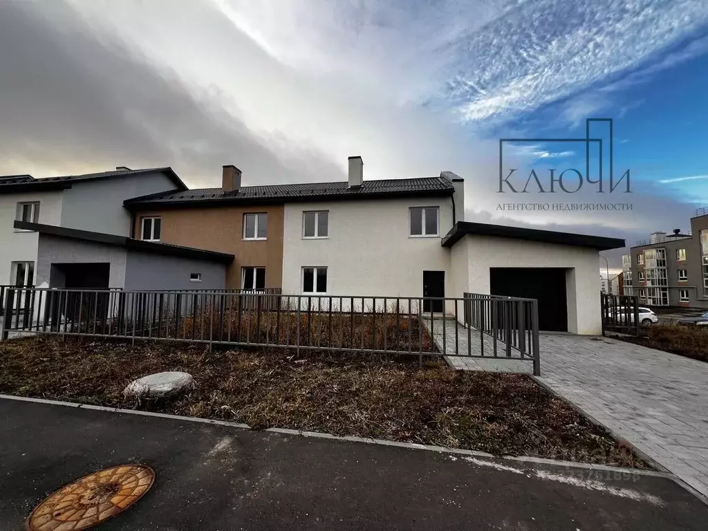 Таунхаус в Челябинская область, Магнитогорск ул. Зеленый Лог (114 м) - Фото 1