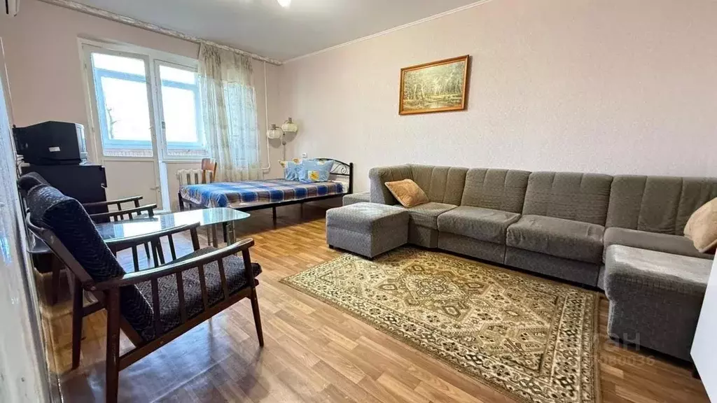 1-к кв. Крым, Щелкино Ленинский район, 2-й мкр, 40 (41.8 м) - Фото 1