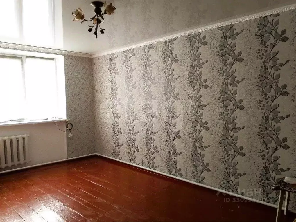 3-к кв. Крым, Кировское пгт ул. Дзержинского, 25 (63.4 м) - Фото 1