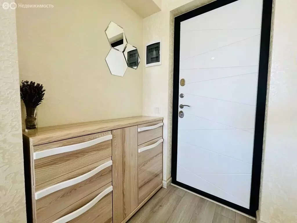 Квартира-студия: Алушта, улица 60 лет СССР, 18 (22.8 м) - Фото 2