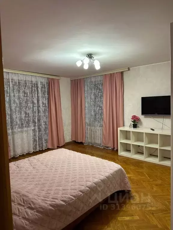 1-к кв. Башкортостан, Уфа ул. Чернышевского, 104 (48.0 м) - Фото 1