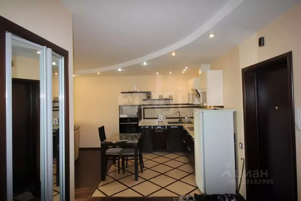 2-к кв. Красноярский край, Красноярск ул. Алексеева, 17 (61.3 м) - Фото 1