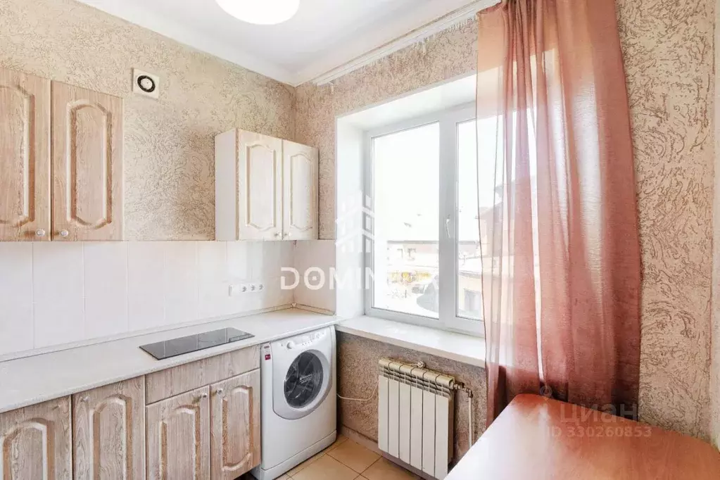 2-к кв. Омская область, Омск ул. 4-я Солнечная, 14 (52.0 м) - Фото 1