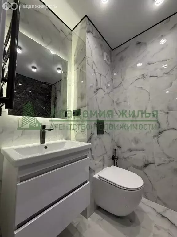 1-комнатная квартира: Энгельс, улица Марины Расковой, 6 (40 м) - Фото 1