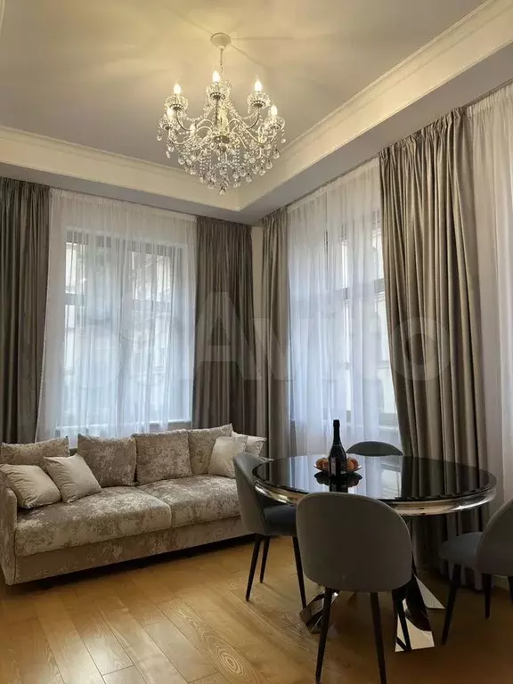 Апартаменты-студия, 60 м, 3/5 эт. - Фото 1