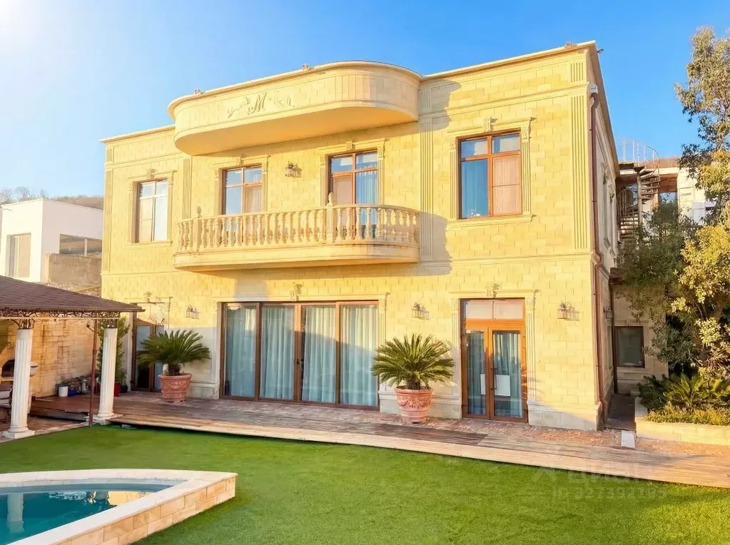 Дом в Краснодарский край, Сочи ул. Ручей Видный, 64/1 (463 м) - Фото 1