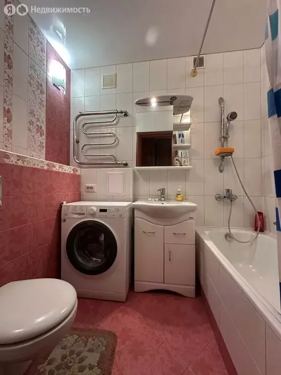 3-комнатная квартира: Волгоград, улица Рокоссовского, 24 (57.8 м) - Фото 1