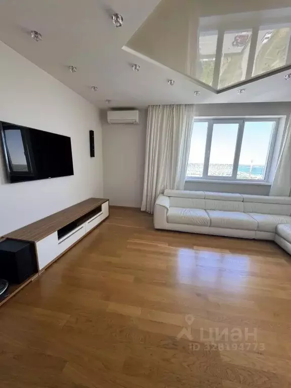 3-к кв. Волгоградская область, Волгоград ул. Глазкова, 1 (129.6 м) - Фото 1