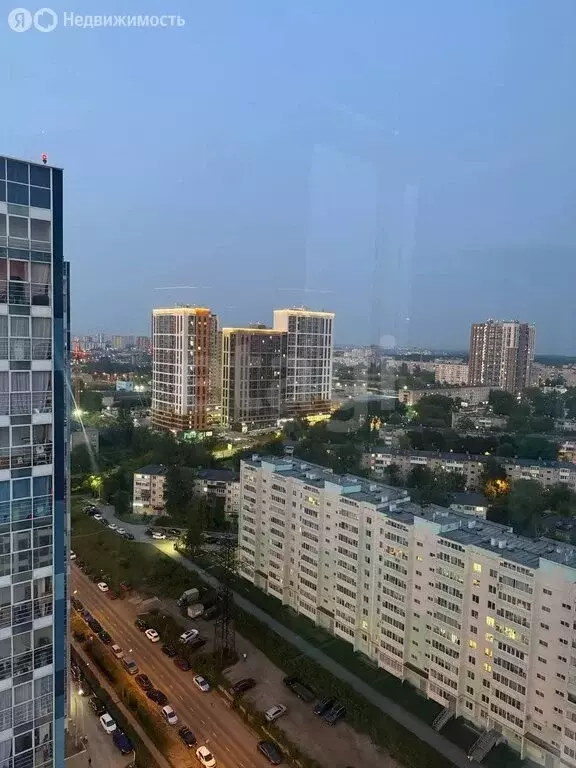 2-комнатная квартира: Пермь, улица Космонавта Беляева, 40Б (69 м) - Фото 0