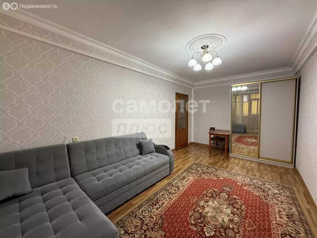 1-комнатная квартира: Махачкала, проспект Амет-хана Султана, 6А (39 м) - Фото 2
