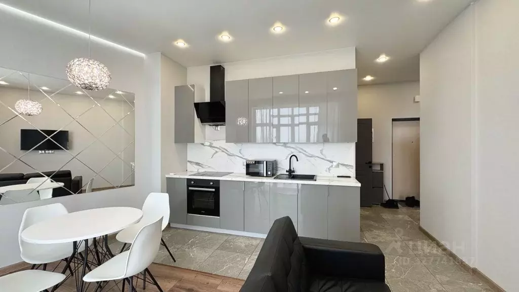 2-к кв. Татарстан, Казань ул. Сибгата Хакима, 51 (55.0 м) - Фото 1