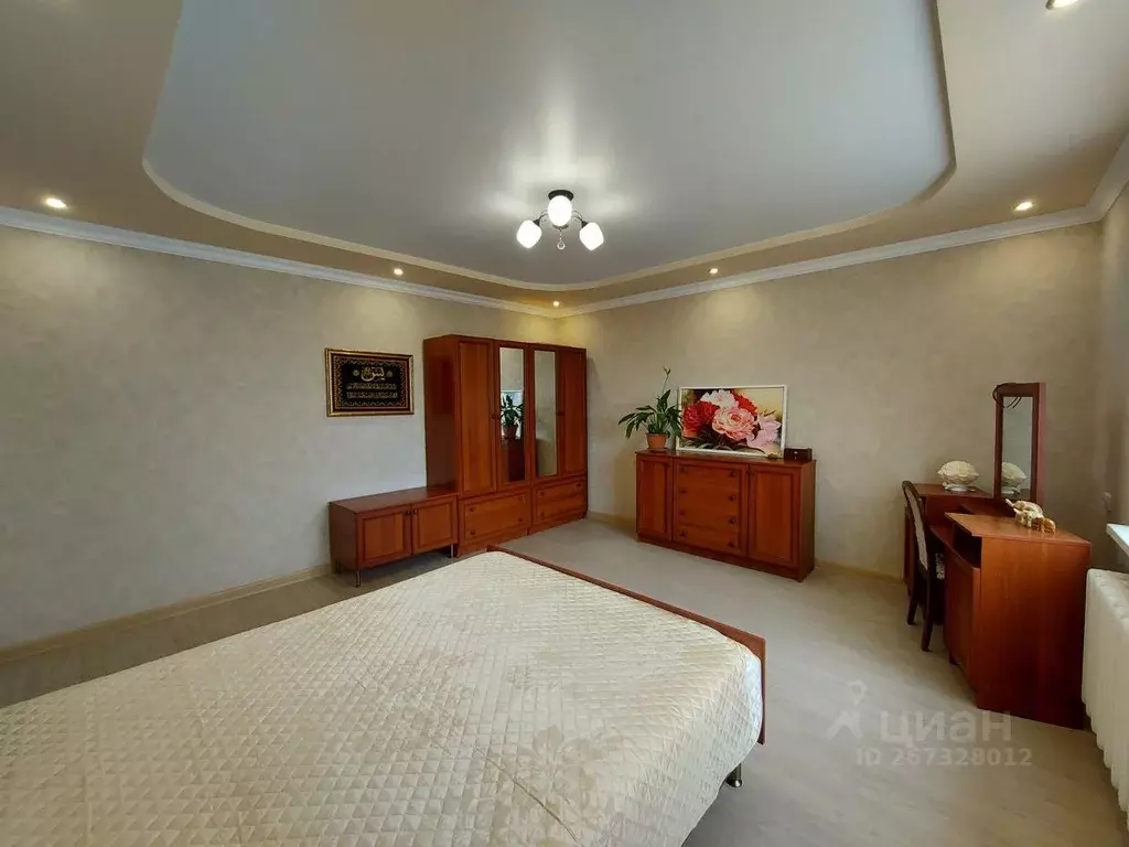 Дом в Крым, Красногвардейский район, Октябрьское пгт ул. Курчатова, 63 ... - Фото 1