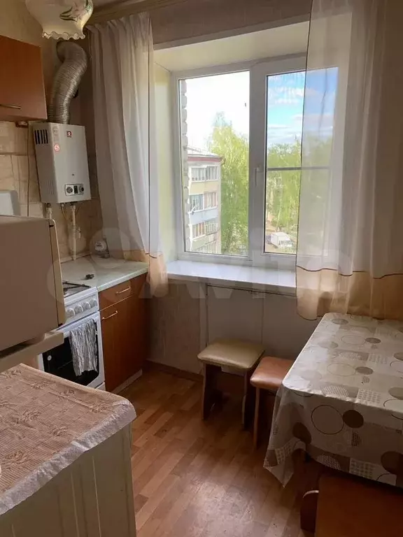 3-к. квартира, 60 м, 5/5 эт. - Фото 0