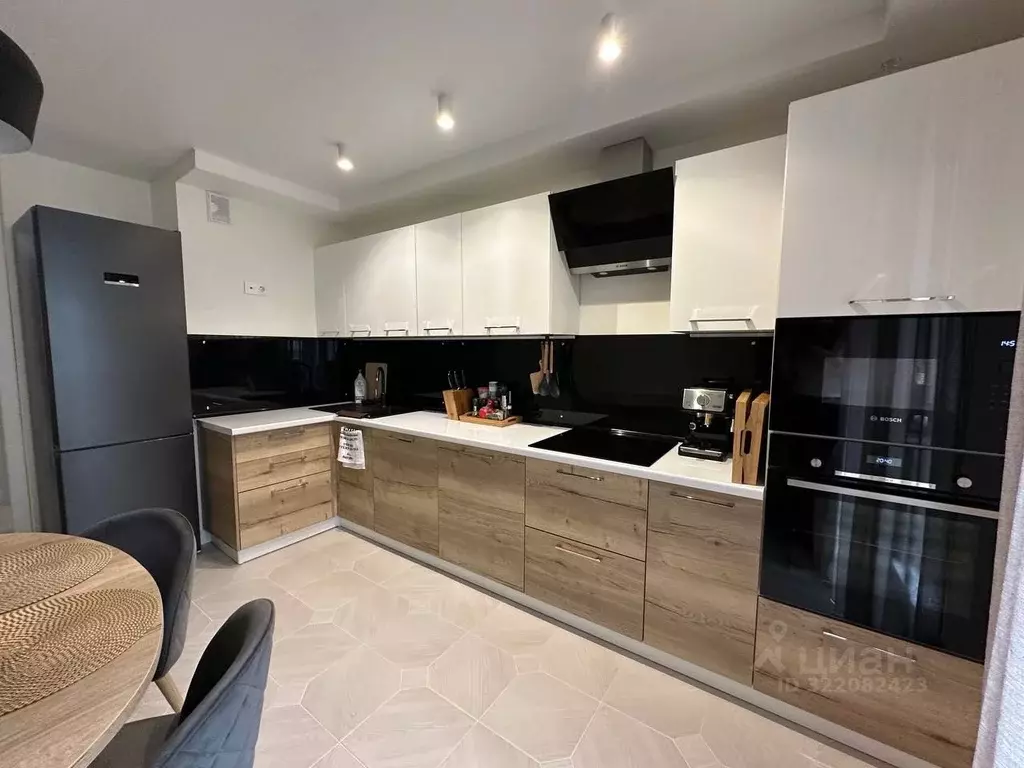 1-к кв. Липецкая область, Липецк ул. С.С. Бехтеева, 9 (45.0 м) - Фото 1