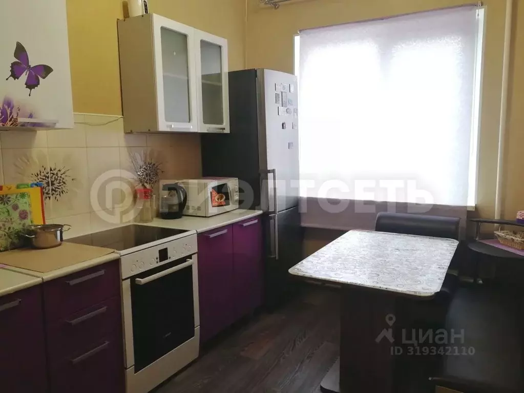 3-к кв. Мурманская область, Апатиты Жемчужная ул., 24 (59.8 м) - Фото 0
