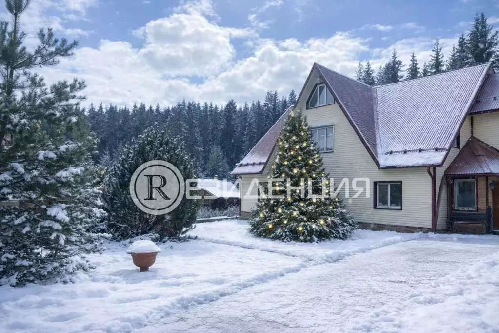 Дом в Пермский край, Добрянский муниципальный округ, Полазна рп ул. ... - Фото 1