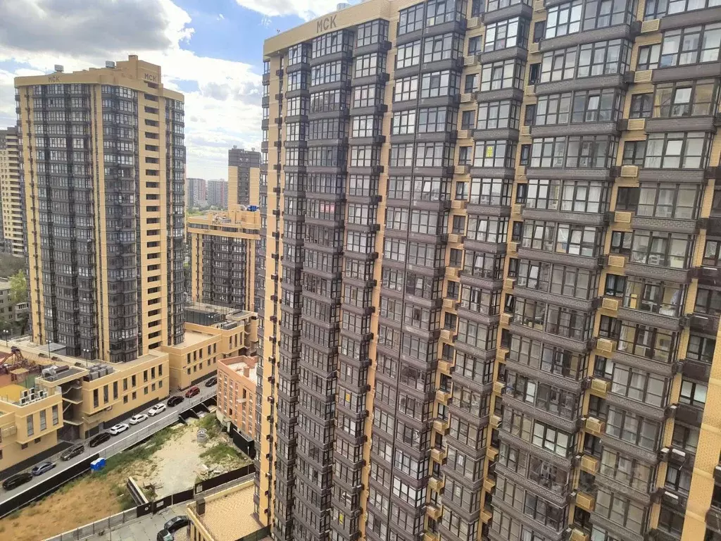 1-к кв. Ростовская область, Ростов-на-Дону ул. Ларина, 45с7 (39.4 м) - Фото 0