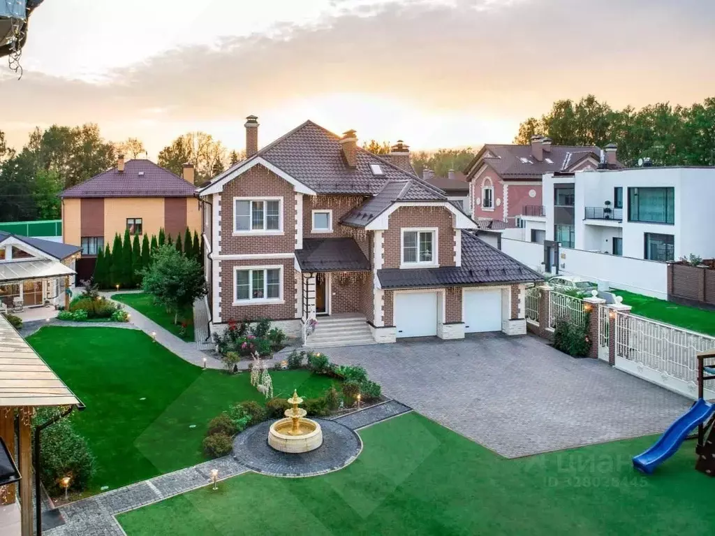 Дом в Москва д. Большое Свинорье, Клубничные Поля кп,  (700 м) - Фото 2