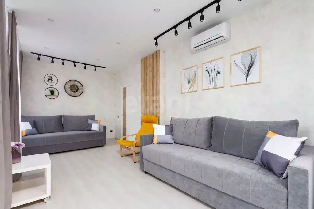 2-к кв. Новосибирская область, Новосибирск ул. Писарева, 42к1 (60.0 м) - Фото 0