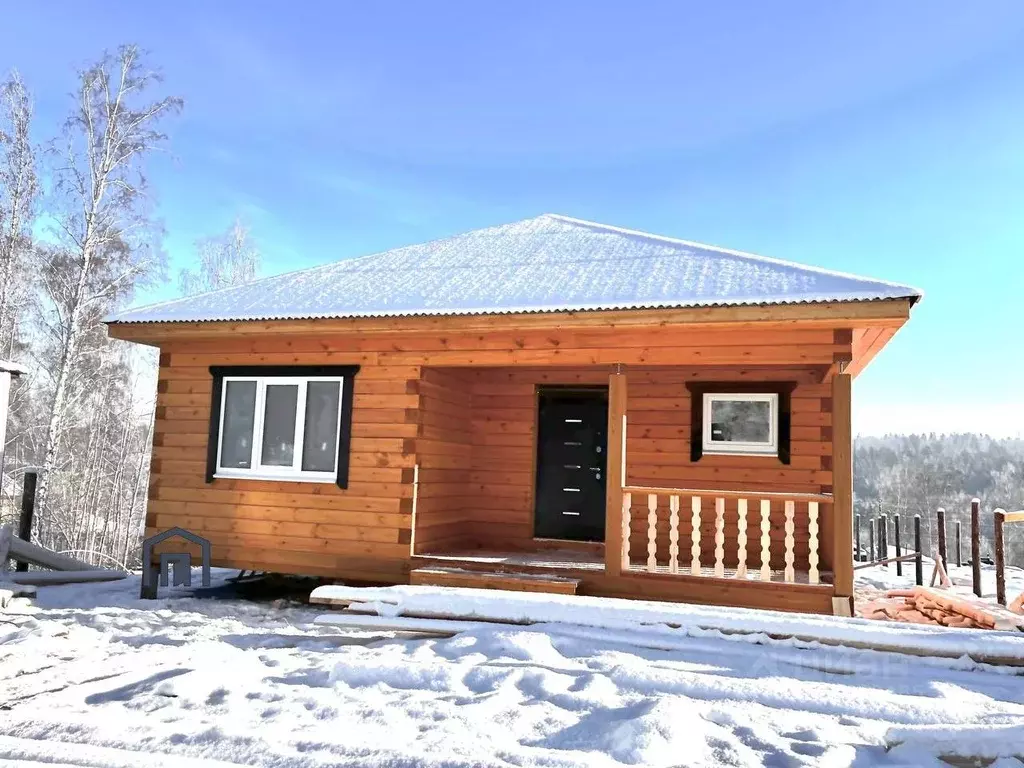 Дом в Иркутская область, Иркутский муниципальный округ, с. Смоленщина ... - Фото 1