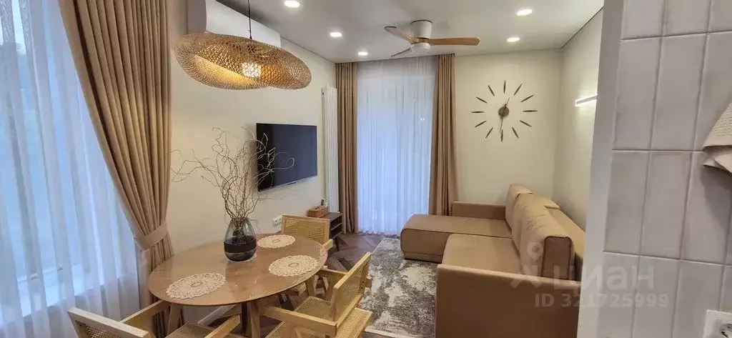 2-к кв. Приморский край, Владивосток ул. Володарского, 27 (41.0 м) - Фото 1