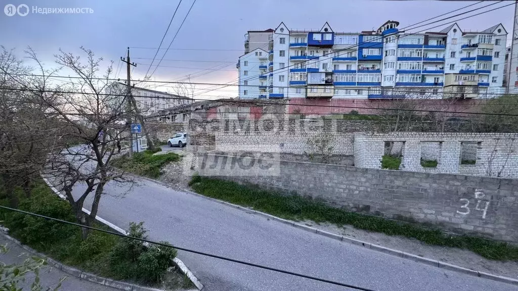3-комнатная квартира: Махачкала, улица Заманова, 32 (70 м) - Фото 2
