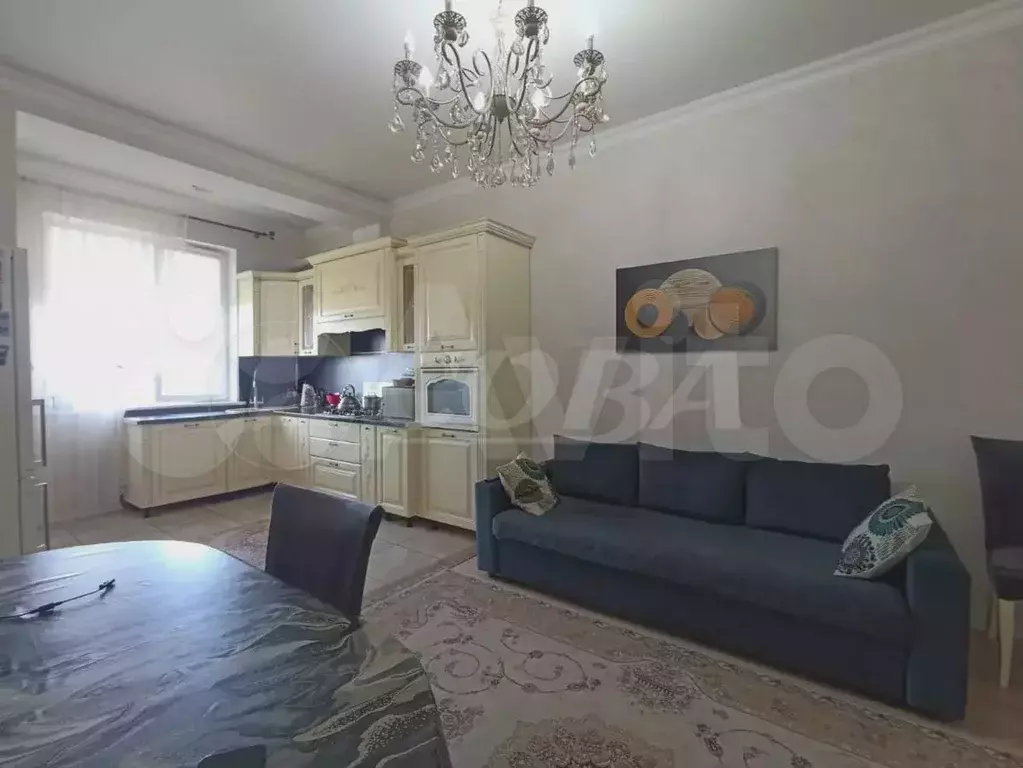 2-к. квартира, 70 м, 6/9 эт. - Фото 1