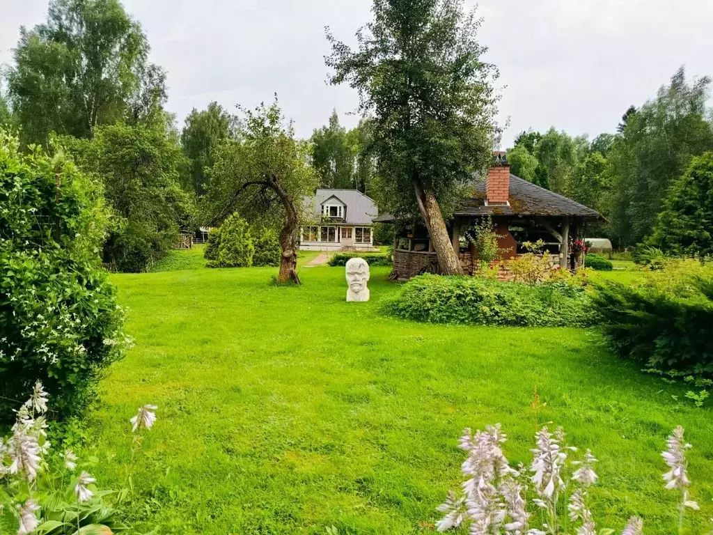 Дом в Псковская область, Печорский муниципальный округ, д. Сорокино  ... - Фото 1