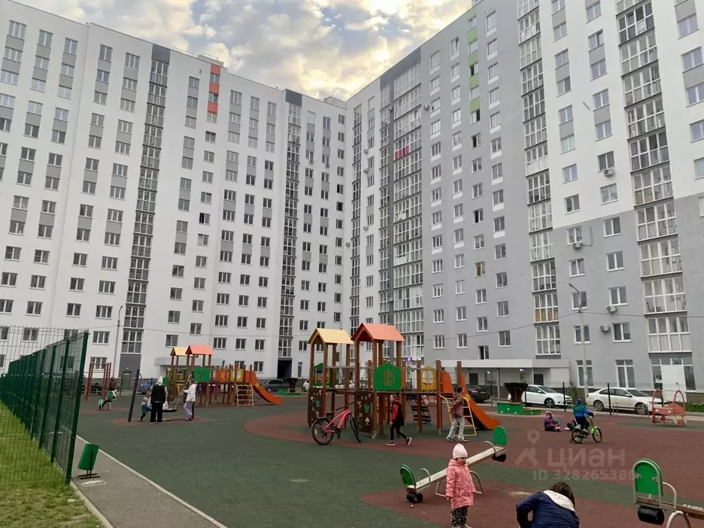 3-к кв. Башкортостан, Уфа ул. Гази Загитова, 11/1 (70.0 м) - Фото 1