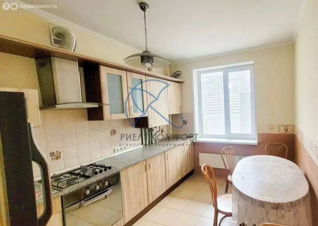 2-комнатная квартира: Калининград, Бассейная улица, 36 (64 м) - Фото 2