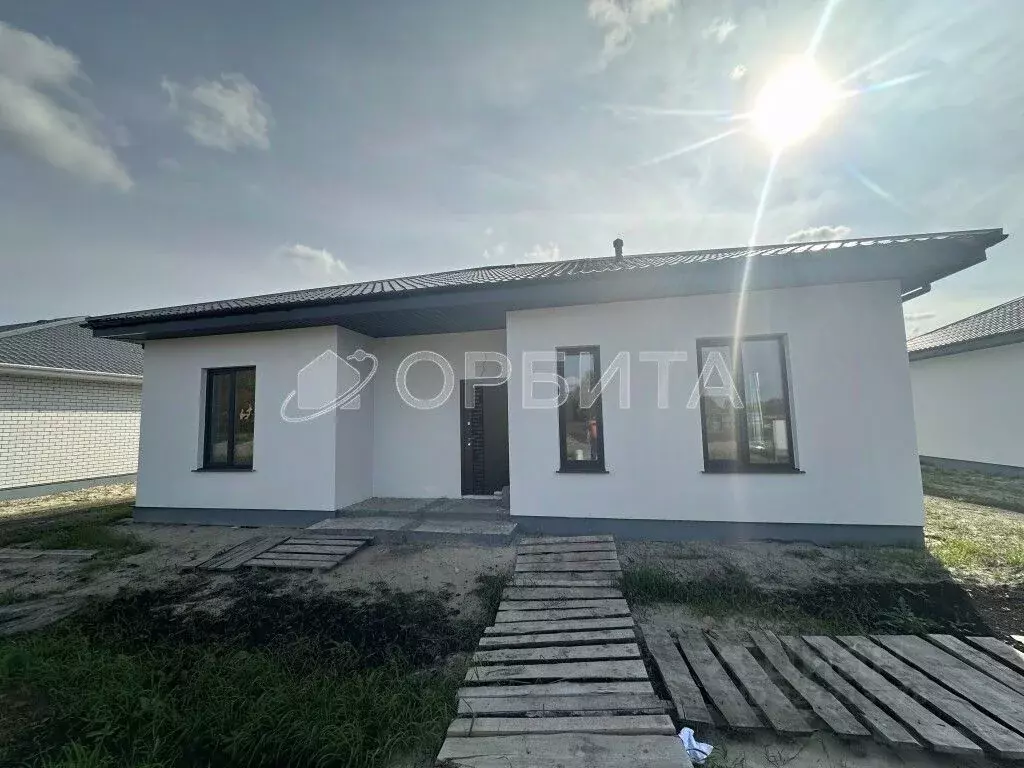 Дом в Тюменская область, Тюменский муниципальный округ, Онегин кп ул. ... - Фото 1