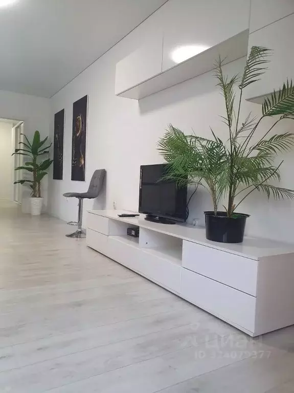 2-к кв. Краснодарский край, Краснодар ул. Командорская, 6к2 (73.0 м) - Фото 1